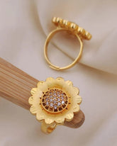 Vanessa Adjustable Ring