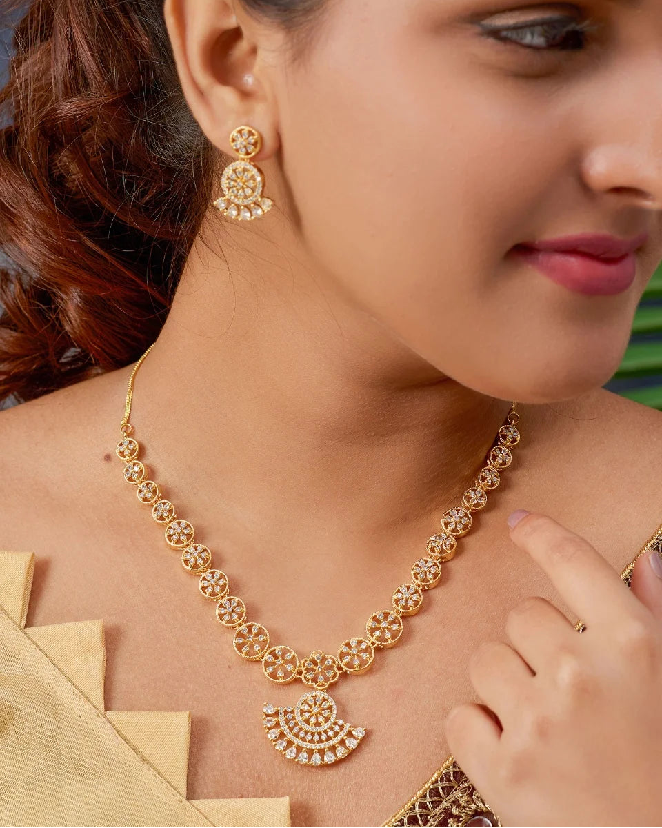 Kanmani Gold  Nacklace