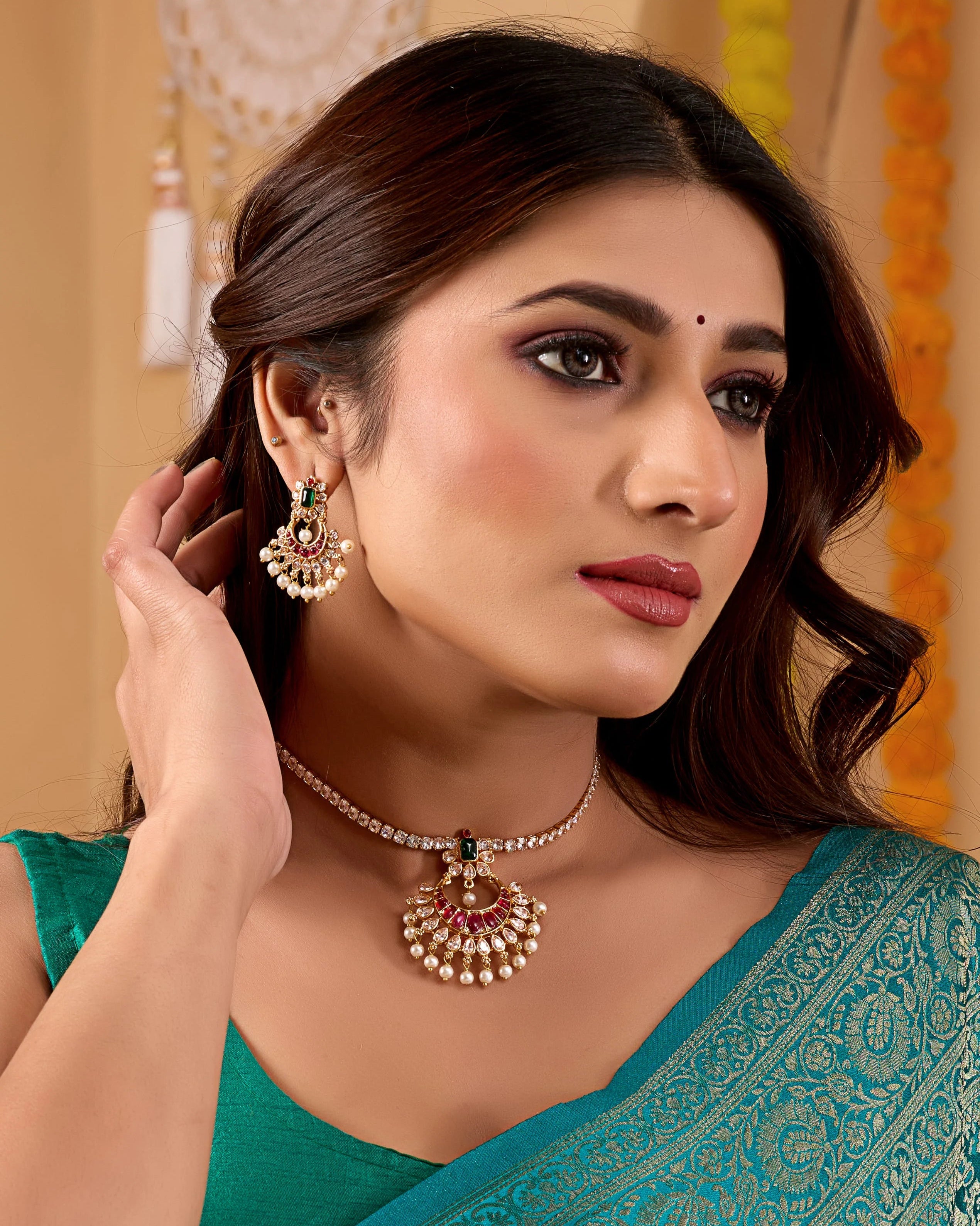 Elegant Necklace Set with Complimentary Mangalsutra