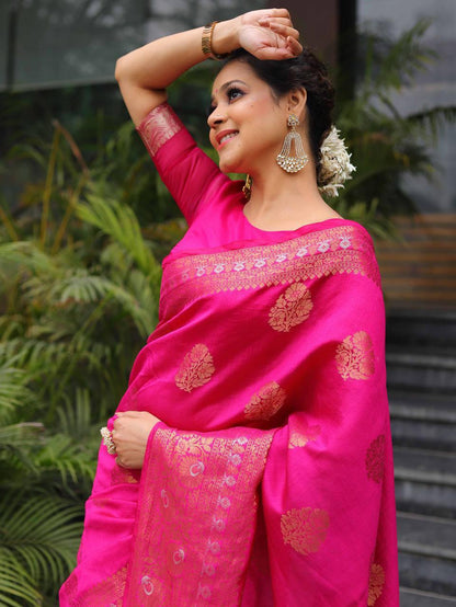 Soft & Lightweight Lichi Silk Banarasi Wedding Saree